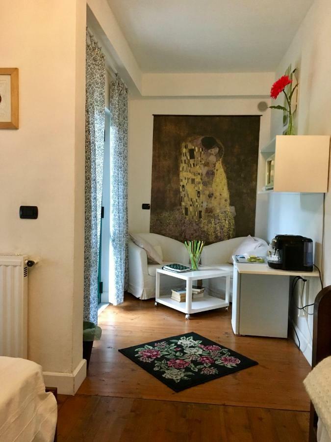 Bed and Breakfast Il Nido Della Rondine Leivi Экстерьер фото